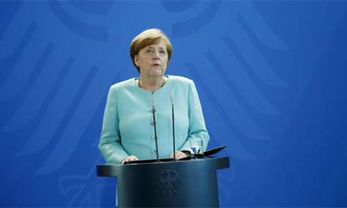 Merkel ve “muy lamentable” la decisión de Trump